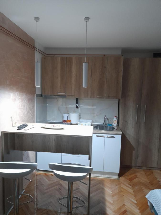 Holiday Apartament Three Ni Kültér fotó