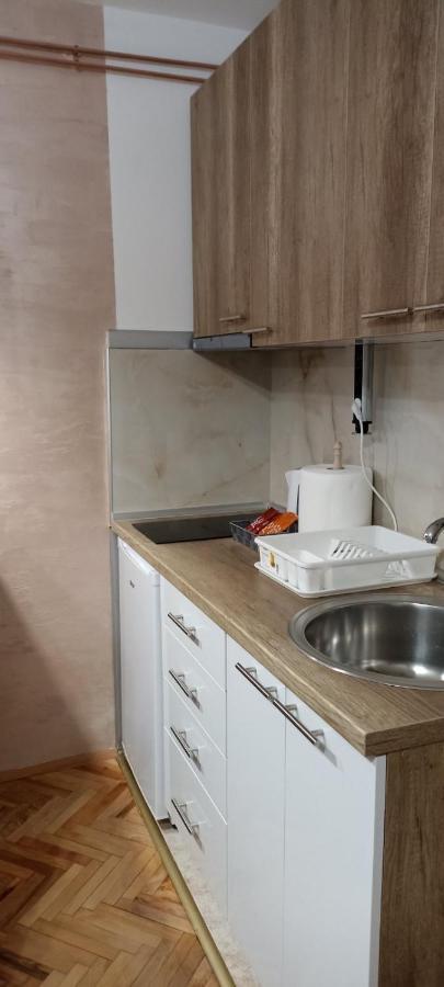 Holiday Apartament Three Ni Kültér fotó